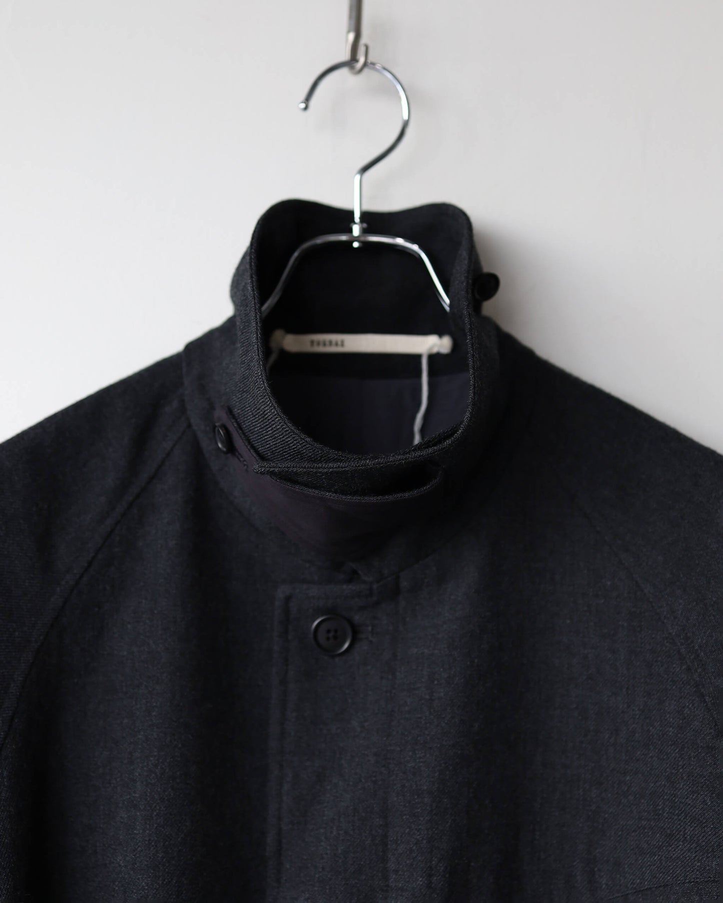 TOUGH WOOL TWIILL / BELTED COAT "CHARCOAL"