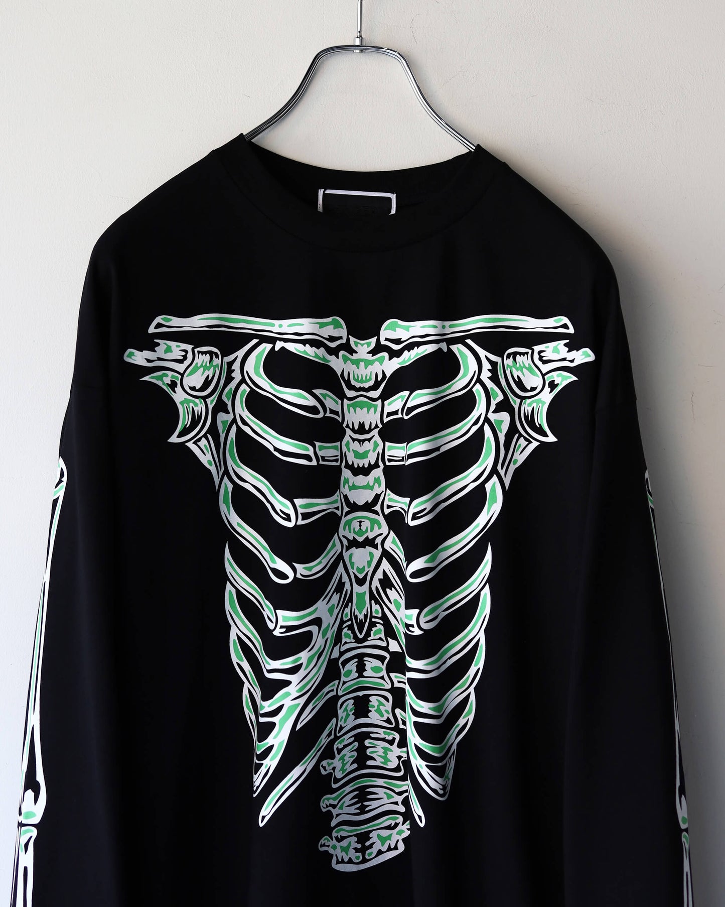 BONES L/S TEE "BLACK"