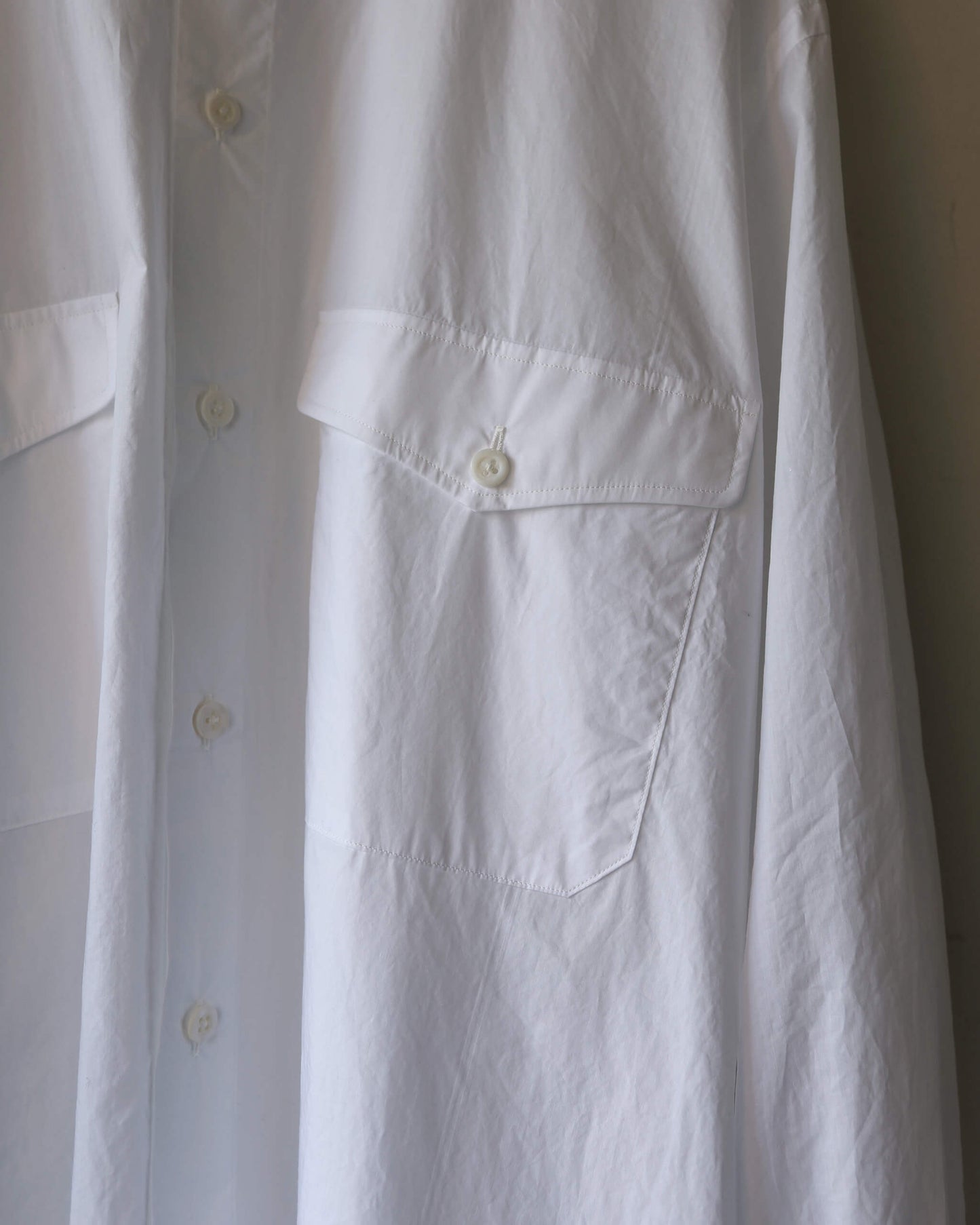 FINE COTTON POPLIN / BAND COLLAR SHIRT "WHITE"