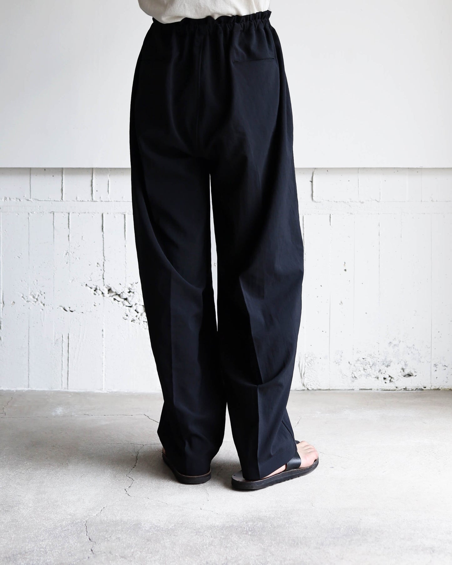 DOUGI PANTS "BLACK"