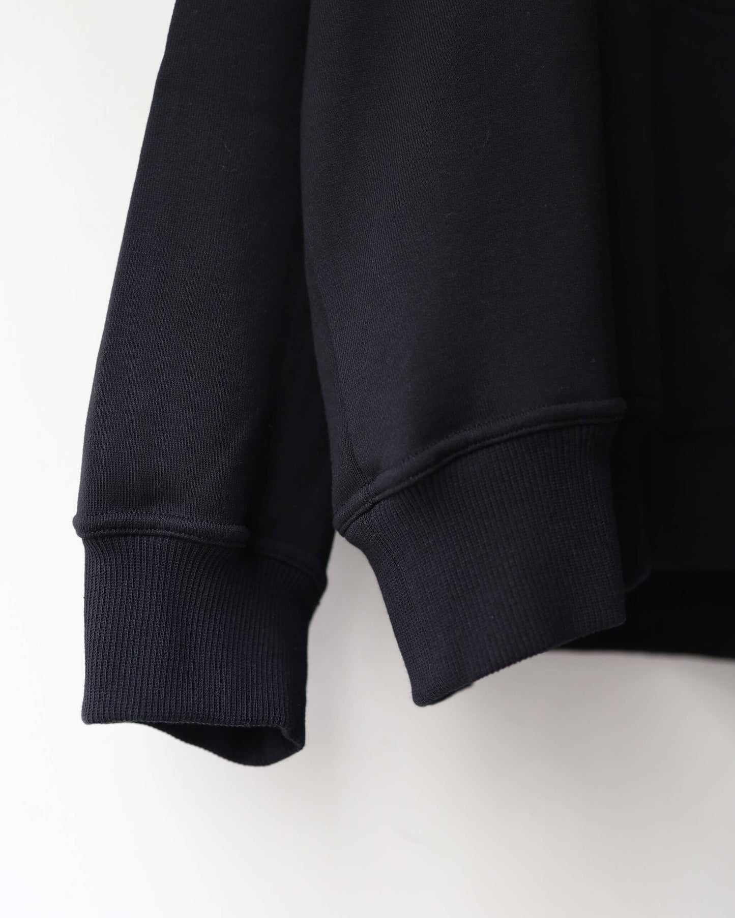 HALF ZIP HOODY "BLACK"