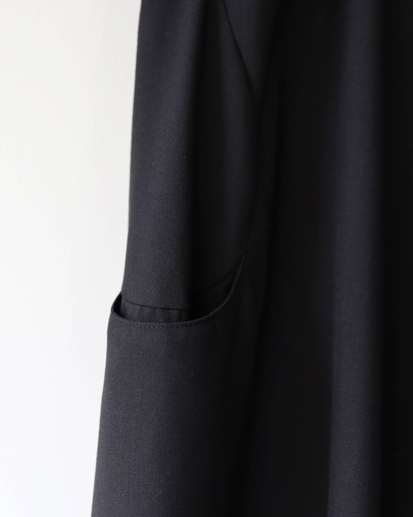 Sub Ong Wool TRS "Black"