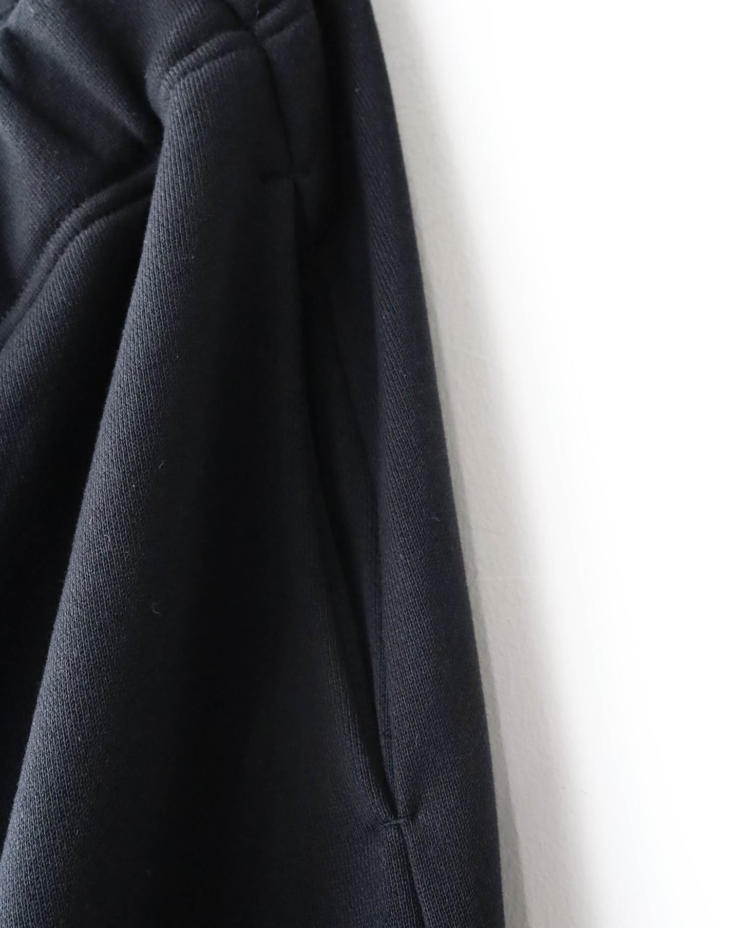 SWEAT TRACK PANTS "BLACK"