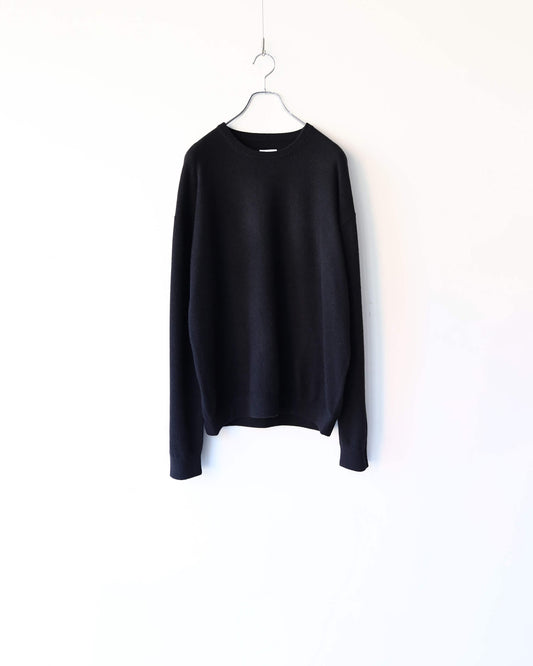 Innocent YAK Sweat like sweater "Black"