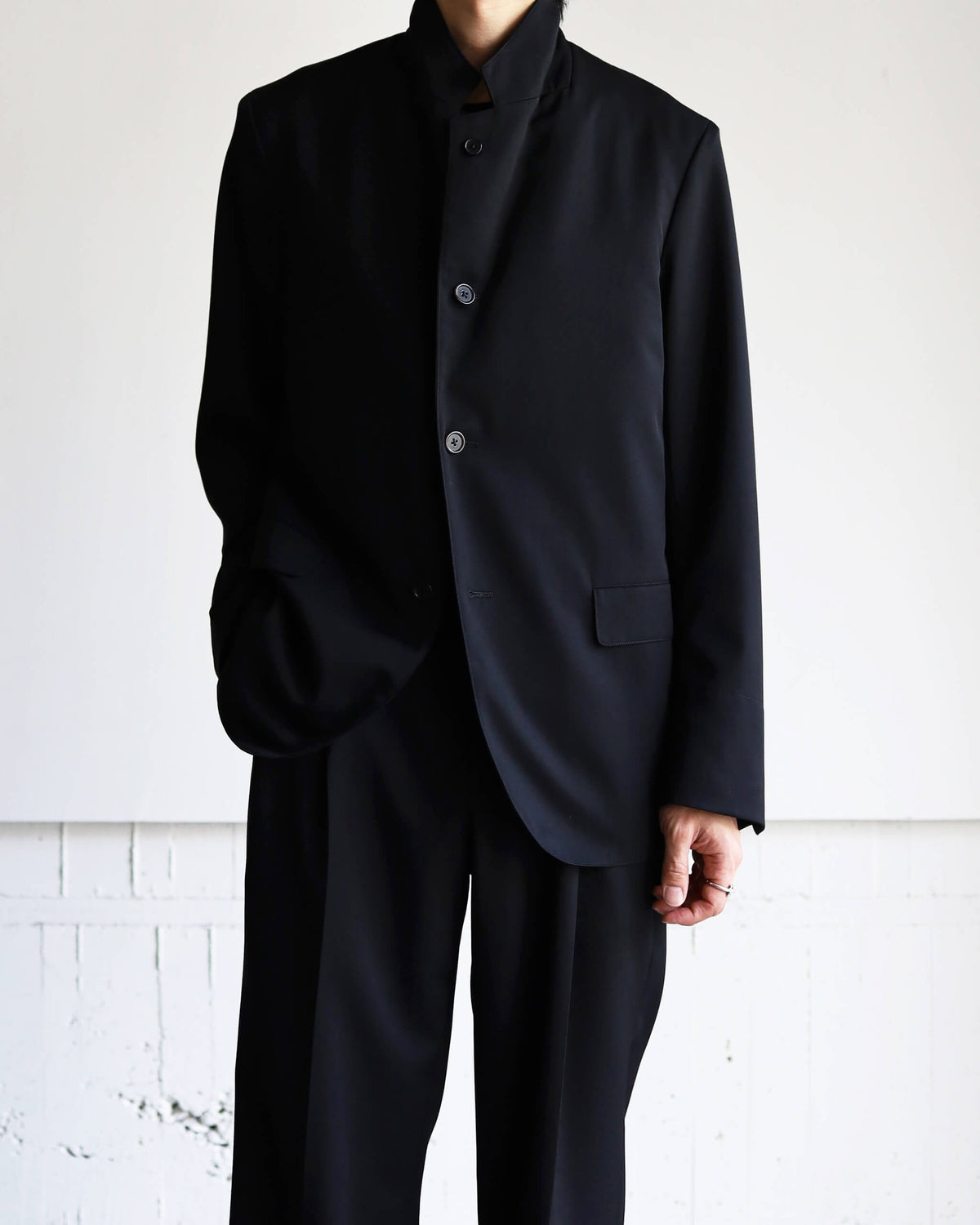 SACK COAT ORGANIC WOOL 2/80 GABARDINE "BLACK"