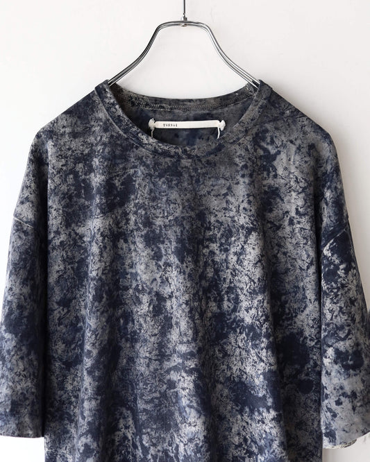HAND DYED COTTON / CREW NECK T-SHIRT "BLACK SPOTS"