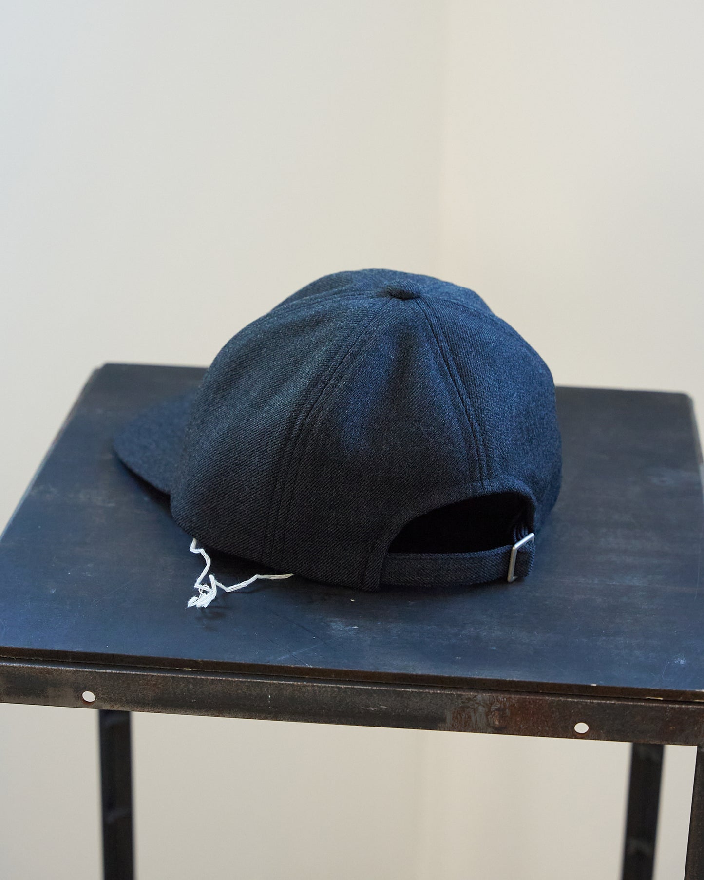 TOUGH WOOL TWIILL / BASIC CAP "CHARCOAL"