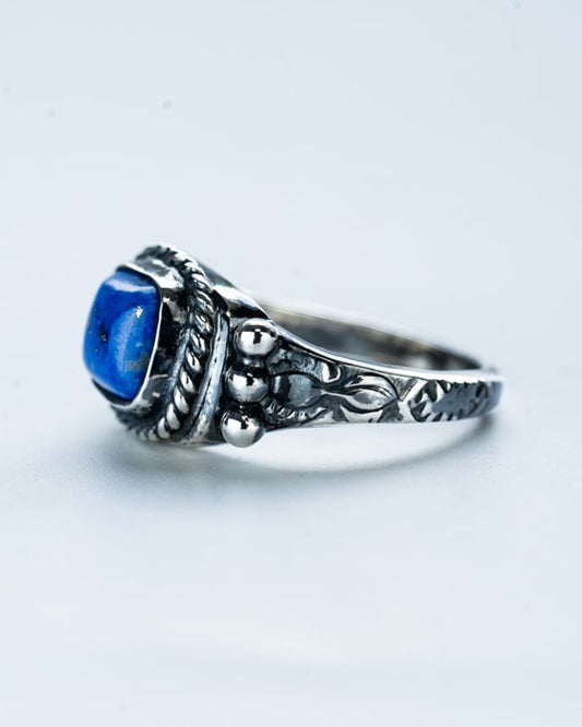 Native Square Signet Ring "lapis lazuli" [R-99]