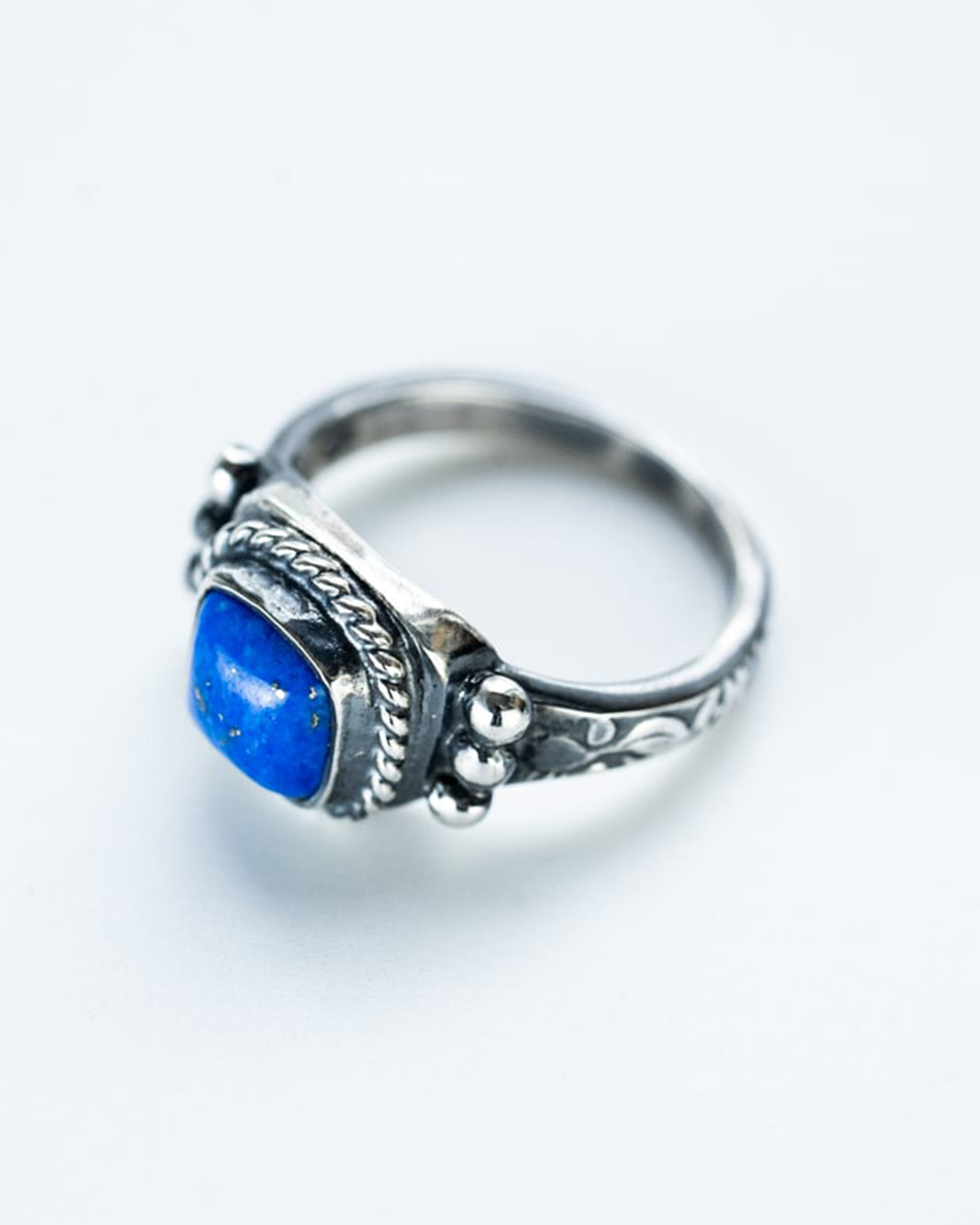 WAKAN SILVER SMITH Native Square Signet Ring 