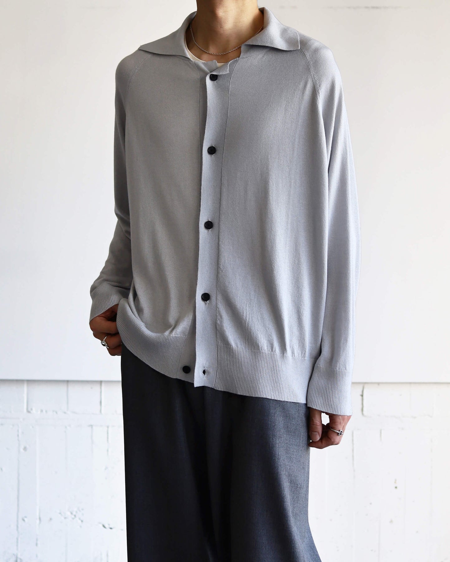 SILK x CASHMERE CARDIGAN "LIGHT GRAY"